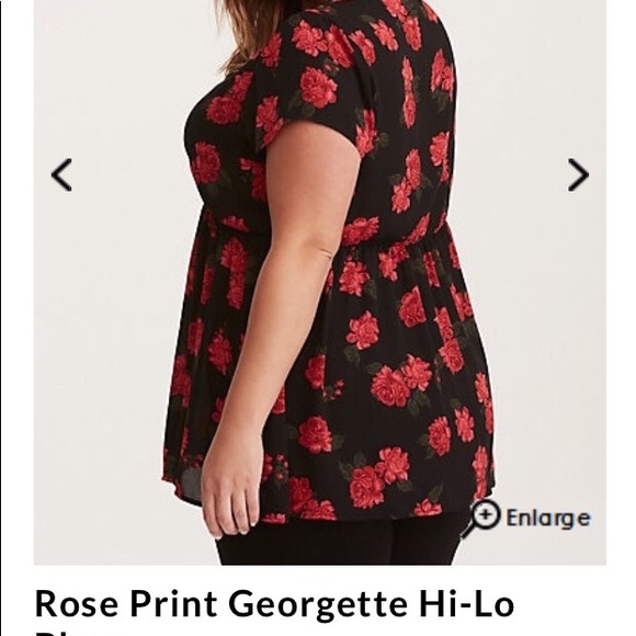 🆕Torrid Rose print hi-Lo blouse - Picture 2 of 4